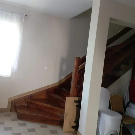 Çiftlik konaklama Kaprys Kiwity